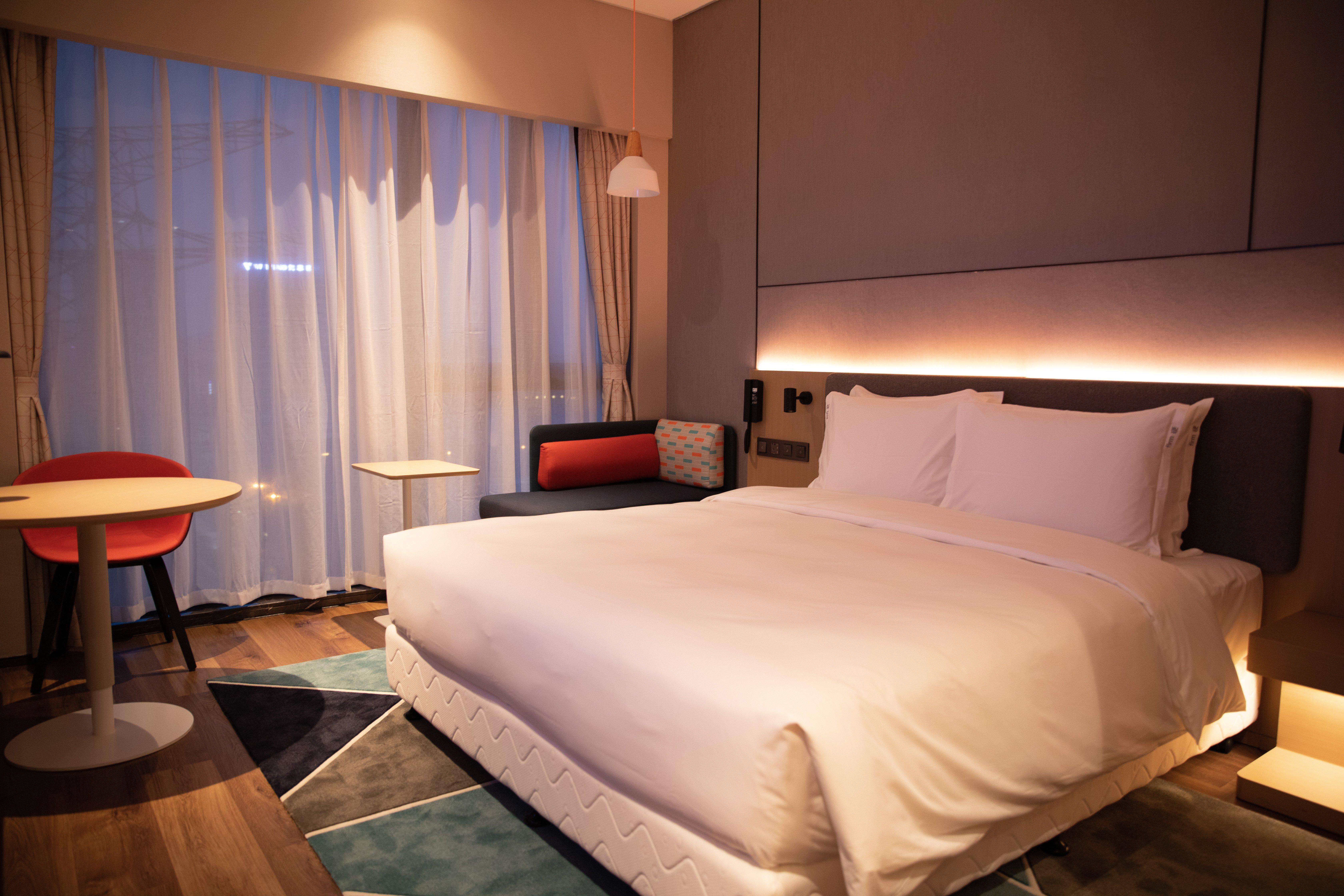 Holiday Inn Express Shenzhen Longhua By Ihg Εξωτερικό φωτογραφία