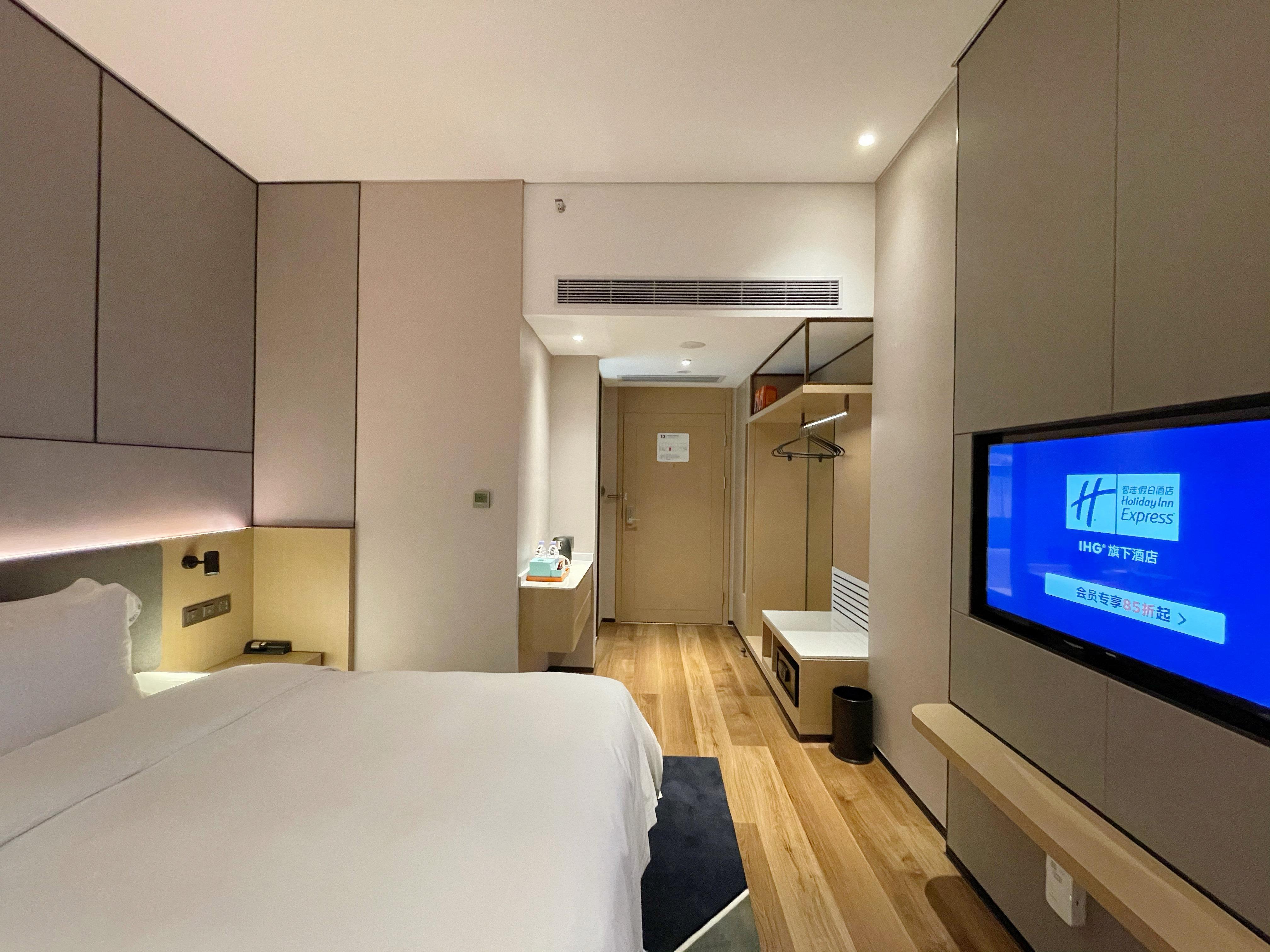 Holiday Inn Express Shenzhen Longhua By Ihg Εξωτερικό φωτογραφία