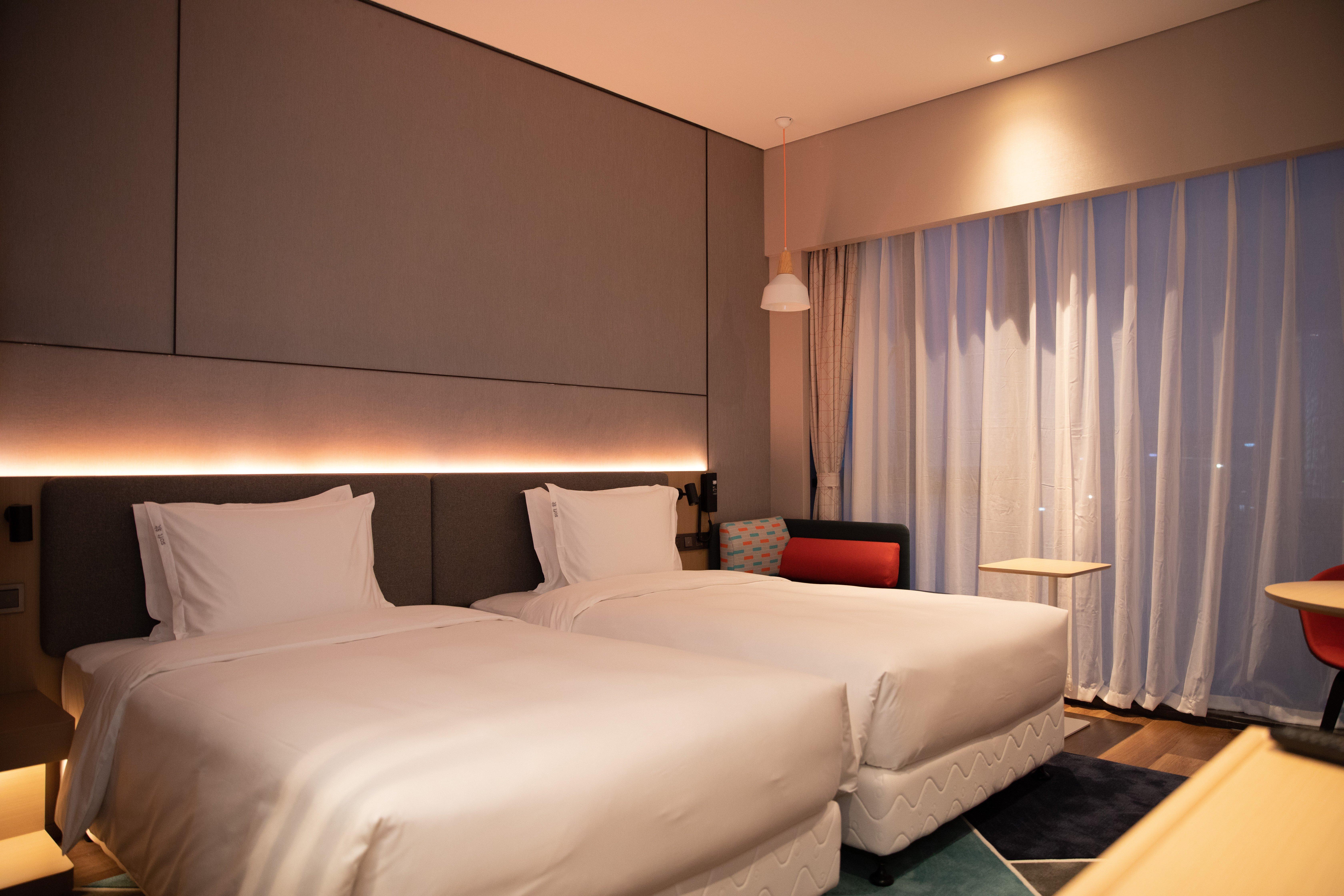 Holiday Inn Express Shenzhen Longhua By Ihg Εξωτερικό φωτογραφία